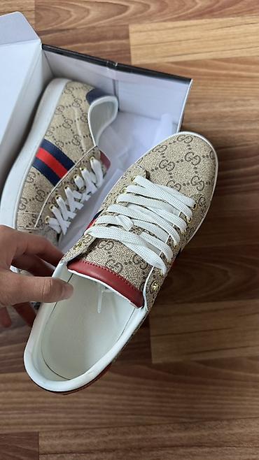 черная обувь: Кроссовки, 42, Gucci, Б/у, цвет - Бежевый — 1