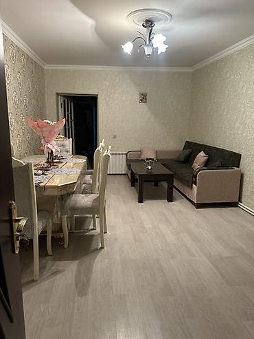 Həyət evləri və villaların satışı: Təkmərtəbəli həyət evi - Geniş, daş döşəməli həyət və maşın saxlanışı — 3