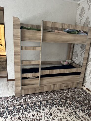 детская кровать машинка: Двухъярусная детская кровать, ЛДСП, цвет - Коричневый