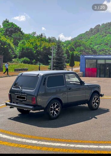 VAZ (LADA): VAZ (LADA) 4x4 Niva: 1.8 l | 2018 il Ofrouder/SUV — 11
