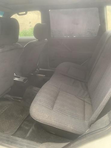 аваринные машины: Volkswagen Passat: 1993 г., 1.8 л, Универсал — 6
