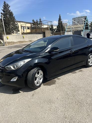 yük qazeleri: Hyundai Elantra: 1.6 l | 2012 il Sedan — 9