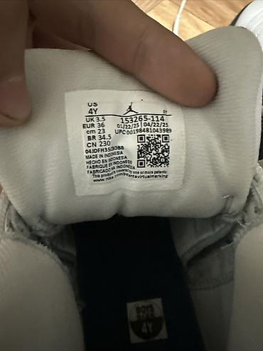 Детская обувь: Кроссовки Nike Air Jordan 12 (модель 153265‑114), детские/молодёжные — 3