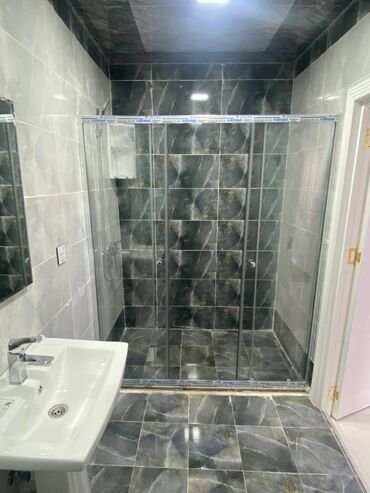 Uzunmüddətli kirayə mənzillər: Mənzil kirayə verilir, Mətbəx mebeli var. Əşyasızdı, 66 kv, 2 otaq — 10