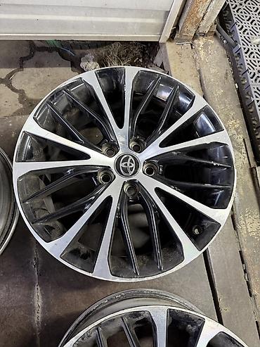 r16 6 139 7: Комплект оригинальных литых дисков Toyota (4 шт.) Диаметр: 18 — 4