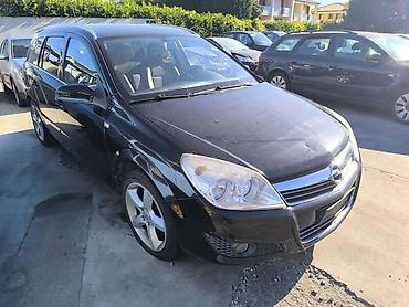 dash: OPEL ASTRA H 2008. GOD. - KOMPLETAN AUTO U DELOVIMA | Opel Astra H — 2