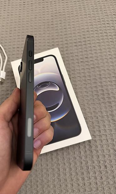 Apple iPhone: IPhone 16e, 128 GB, Qara — 5