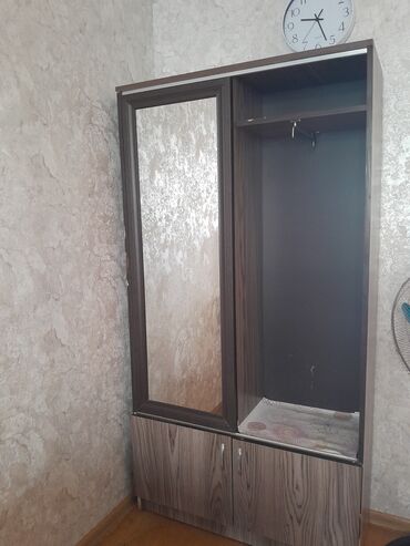 İşlənmiş, Kupe, Düz dolab, Dəhliz dolabı, Azərbaycan