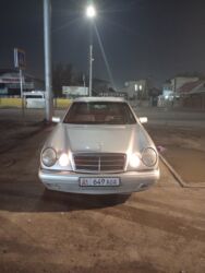 дом на обмен: Mercedes-Benz V 200: 1995 г., 2 л, Механика, Бензин, Седан