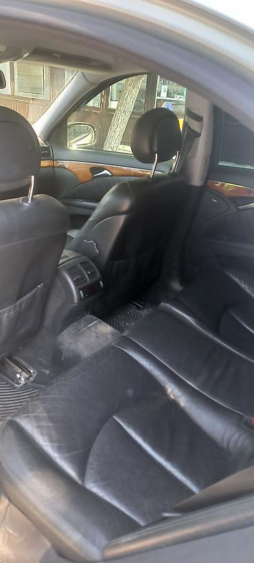 w211 amg: Mercedes-Benz E 240: 2.6 l | 2002 il Sedan — 5