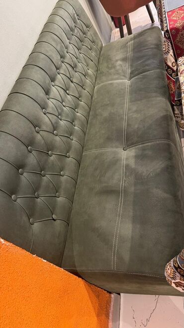 Sifarişlə restoran divanları: Restoran/kafe üçün divar boyu oturacaq dəsti ikinci əl - Model — 2