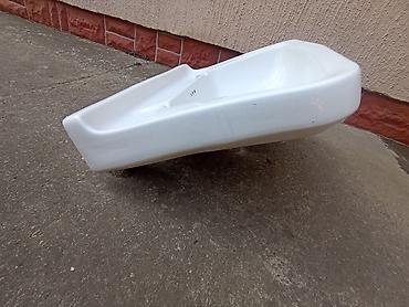 bure: Lavabo sa slike, dimenzije 58 cm x 47 cmbez oštećenja, preuzimanje — 3