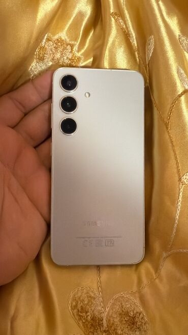 sistem bloklari: Samsung Galaxy S24, rəng - Bej
