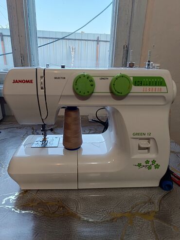 детская швейная машинка: Швейная машина Janome