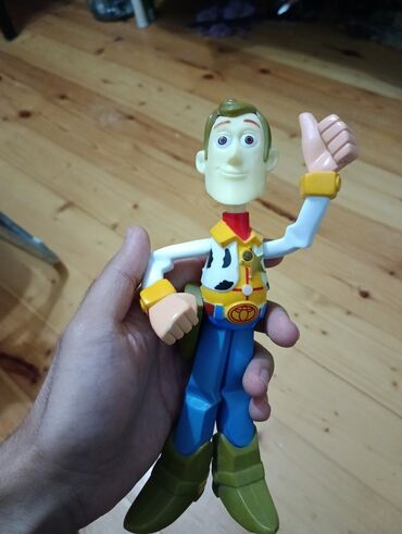 uşaq oyuncağı: Toy Story Woody