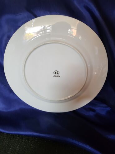 Kuhinjski setovi: Tanjir madonna japanski porcelan 80te. Tanjir je bez ostecenja sve — 9