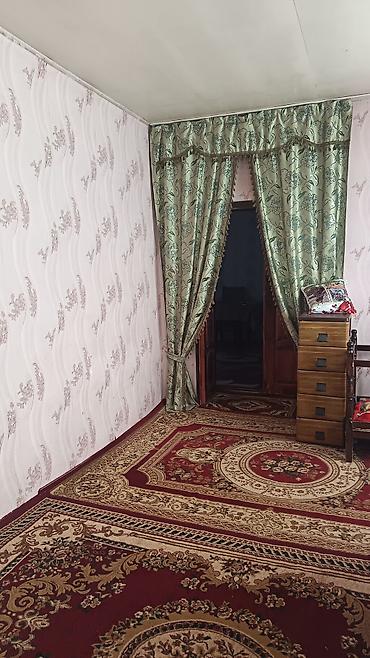 kirayə otaq: Əmlak Quba rayon Zərgova kəndində yerləşir, daimi işıq, su var. 2 otağ — 7
