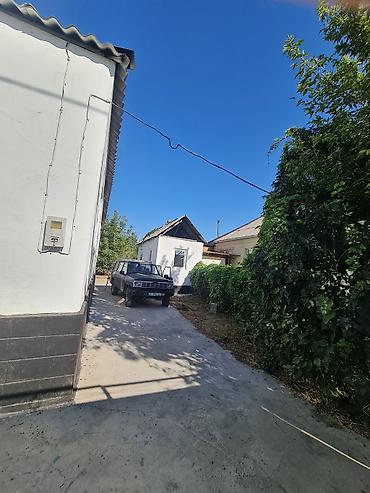 house kg бишкек: 105 м², 6 комнат и более, Можно с животными — 2