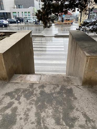 шеки: Xətai Rayonu, Gəncə prospekti yol kənarında obyekt icaarəyə verilir. 1 — 10