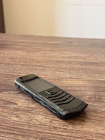 айфон 4 новый: Vertu Signature Touch, 4 ГБ, цвет - Черный