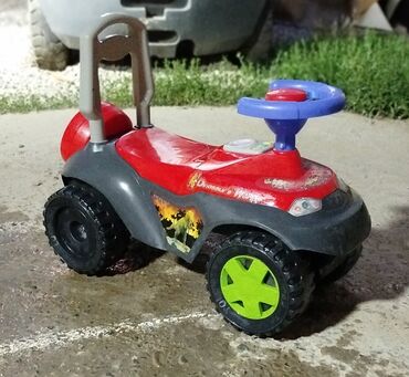 машина на пульте управления игрушка: Продается жёсткая машина для детей