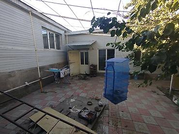 Продажа коттеджей и домов: Срочно продам дом 🏠, район Кызыл Аскер, в доме 7 комнат, 2 — 13