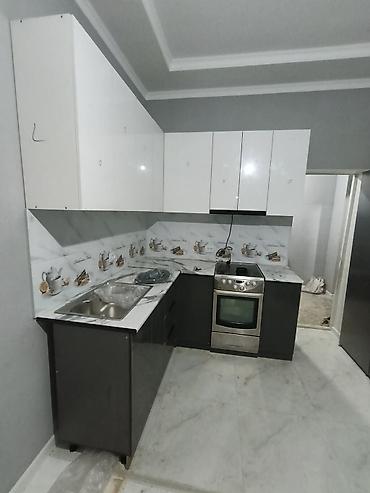 Кухонные гарнитуры: Угловой кухонный гарнитур в современном минималистичном стиле - — 10