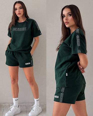 prsten dukat: Komplet
Cena 4500
Vel.
s, m, l, xl
P39 — 3