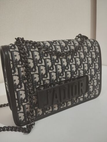 Donlar: SUMKA DİOR alınıb 120 azn — 8