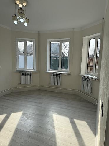 Продажа коттеджей и домов: 🏡 Продаётся новый дом (2026) 📍 Аламедин (ГЭС-2), ул. Осмонкулова, ниже — 10