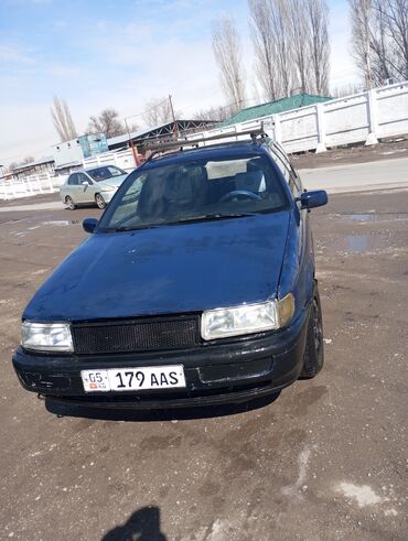 авто volkswagen: Volkswagen Passat: 1994 г., 1.8 л, Механика, Бензин, Универсал