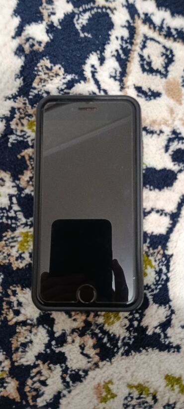 радио в авто: IPhone 6, Б/у, 32 ГБ, Серебристый, Зарядное устройство, Защитное стекло, Чехол, 100 %