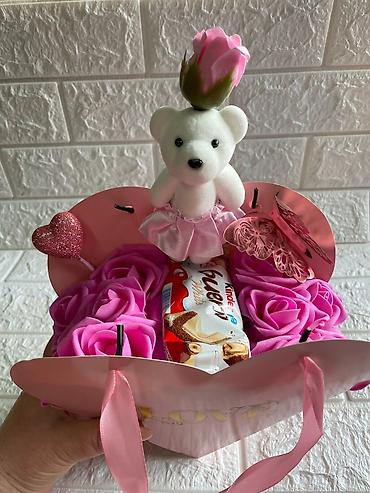 Praznična dekoracija: 🌸🌷 cvetni box setovi 🌷🌸 tražiš savršen poklon koji ostavlja bez daha? — 19