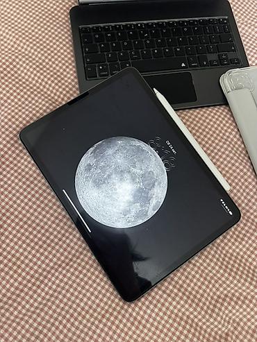 бэушные планшеты: Продаю IPad Pro (3 поколения) Память:256гб В комплекте идет — 1