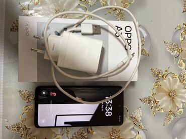 Oppo A3, 256 ГБ, цвет - Серый