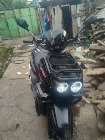 Скутеры: Скутер Suzuki, 150 куб. см, Бензин, Б/у