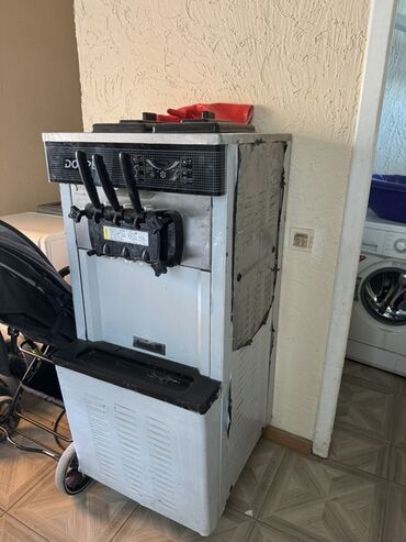 холодильник для мороженого: Профессиональный фризер для мягкого мороженого DONPER - Напольная