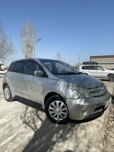 Toyota: Срочно Срочно продается Ист, коробка мотор в хорошем состоянии, по