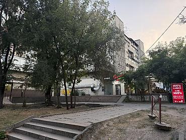 Сдаю The entire store: 45 м², In a residential complex at lalafo.kg Сдаю The entire store: 45 м², In a residential complex