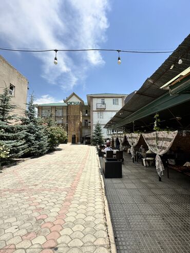 Продажа домов: Коттедж, 1400 м², 15 комнат, Риэлтор, Косметический ремонт — 3