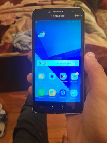 Samsung Galaxy J2 2016, 8 GB, rəng - Qara, Düyməli, Sensor, İki sim kartlı