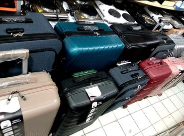 Çamadanlar: Material: Parça/ABS plastik Rəng: Qara, açıq yaşıl, boz, çəhrayı, açıq — 5