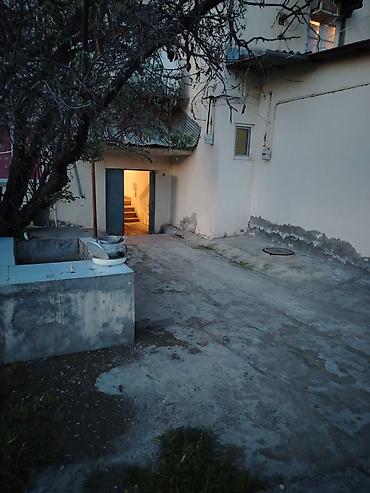 Digər tikinti materialları: Samux şəhər nəbiağalı qəsəbəsində köhnə xəstəxananın arxasında mərkəzi — 12