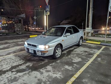 чисто серебро: Subaru Impreza: 1998 г., 2 л, Автомат, Бензин, Седан