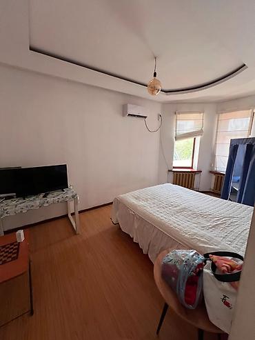 на короткий срок: 350 м², 6 комнат и более, Физприборы — 2