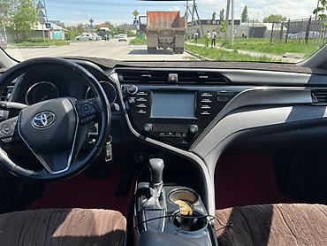 saturn sc: Toyota Camry: 2019 г., 2.5 л, Автомат, Бензин, Седан — 9