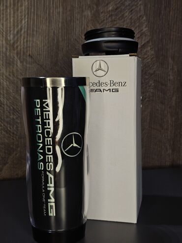 купить стол и стулья на кухню: Термо кружка с логотипом Mercedes-Benz Petronas AMG 👍 подойдёт как для