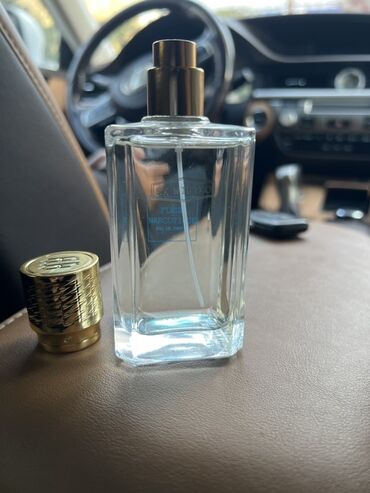 самые лучшие духи: Парфюмированная вода Ex Nihilo Fleur Narcotique - Формат: спрей во