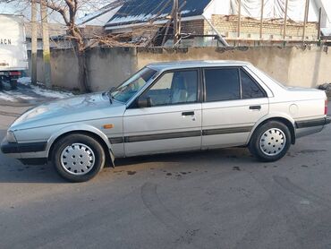Mazda: Mazda 626: 1985 г., 2 л, Механика, Бензин, Седан — 2
