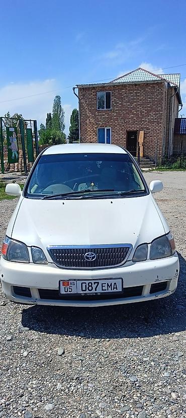 vip razbor: Toyota Ipsum: 2002 г., 2 л, Автомат, Бензин, Минивэн — 2